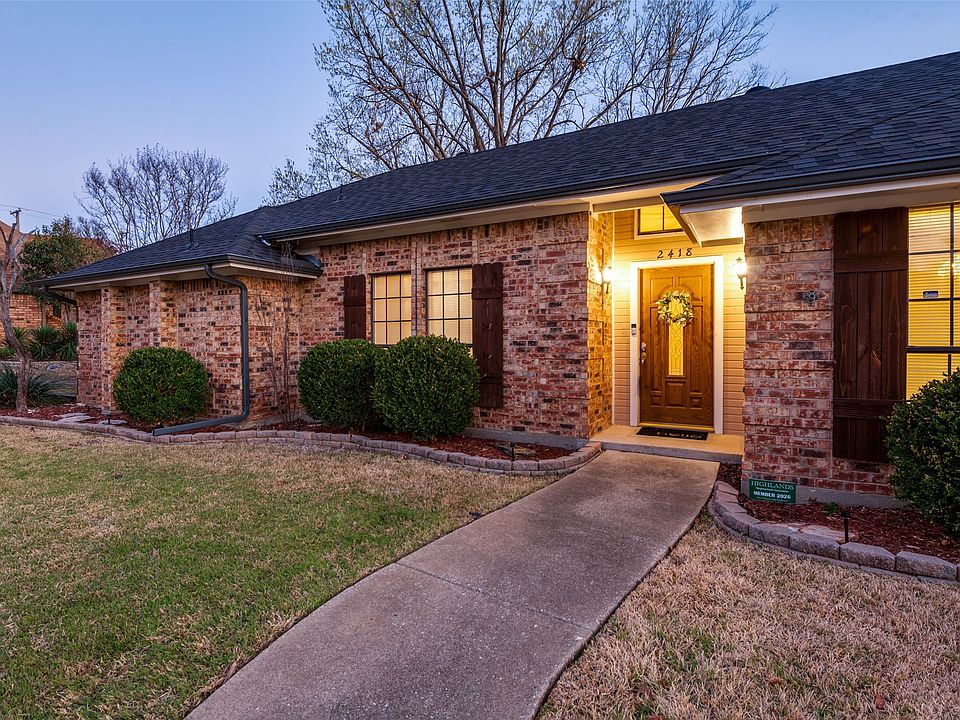1st image of 2418 Vista Glen Ln