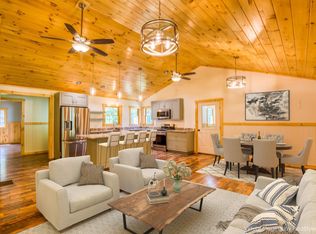 1440 Easton Valley Rd, Easton, NH 03580