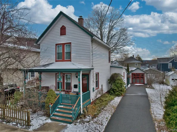 37 Holbrook Street, Port Jervis, NY 12771