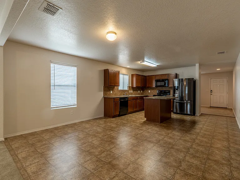 8966 Oakwood Park — Photo 13