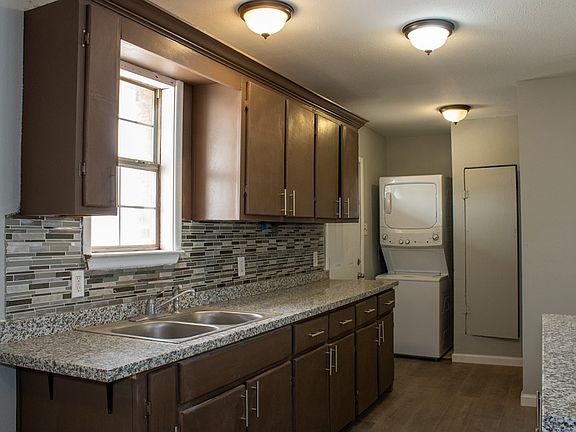 4th image of 1608 E Scharbauer Dr