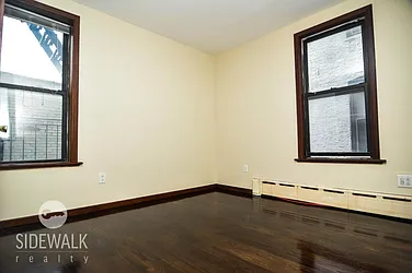 Rented by Sidewalk Realty LLC