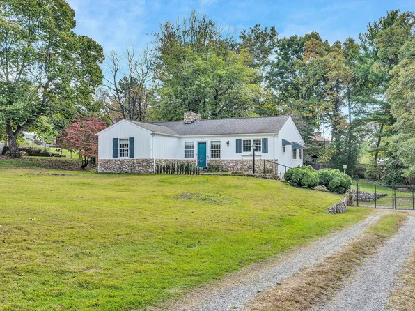 509 Crestland Dr, Roanoke, VA 24019