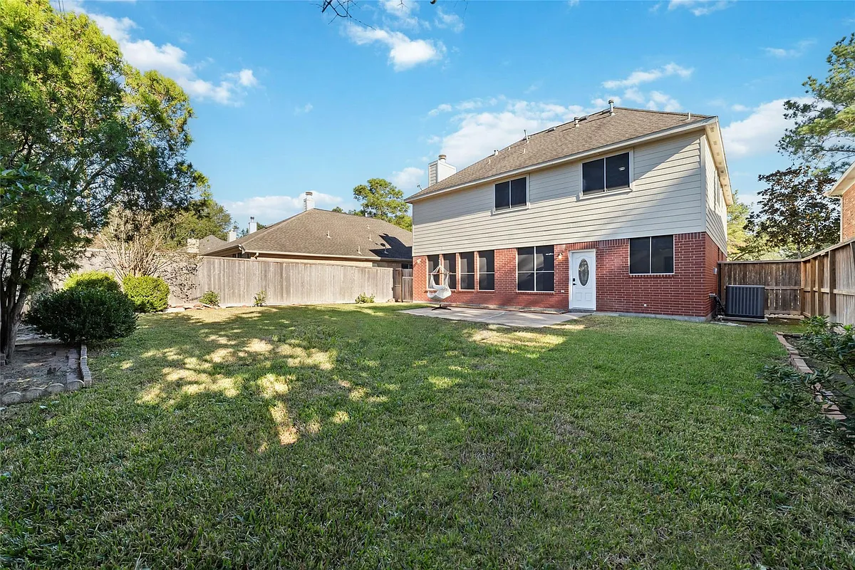 Building Photo - 20415 Longspring Dr