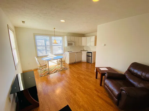 1436 Center Hill Ave #4, Morgantown, WV 26505