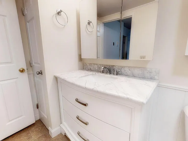 521 Smithfield Rd #206 — Photo 7