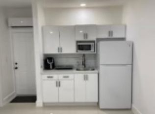 10045 SW 200th St, Cutler Bay, FL 33157