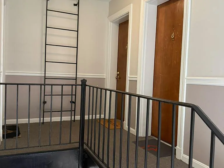 2111 N Scott St #62 — Photo 4