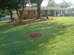 609 E Iowa Ave, Bessemer City, NC 28016