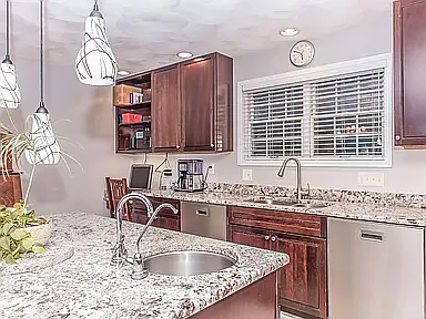 390 Tiona Rd — Photo 8