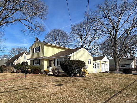 2nd image of 1123 Hyman Avenue