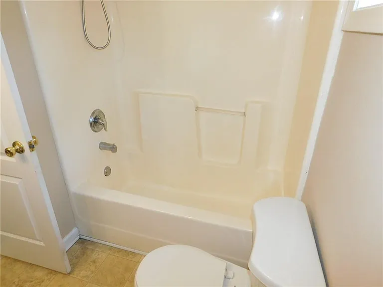 1005 Linam St SE — Photo 24