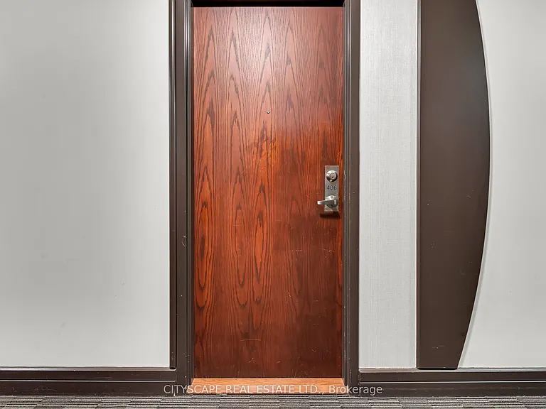 18 Harrison Garden Blvd #406 — Photo 10
