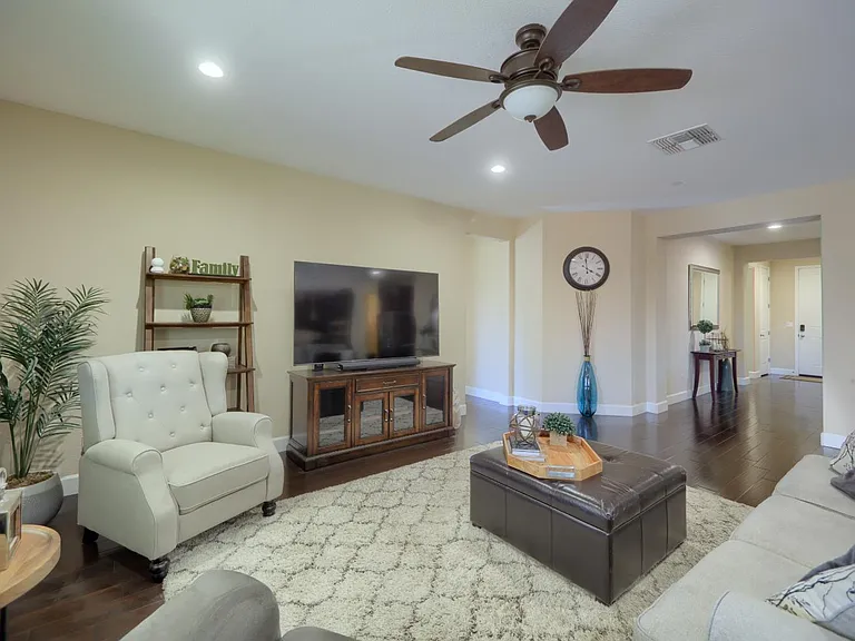 2708 Sweeney Dr — Photo 13