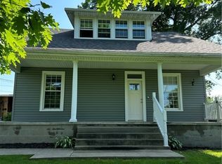 121 Adams Ave, Woodsfield, OH 43793