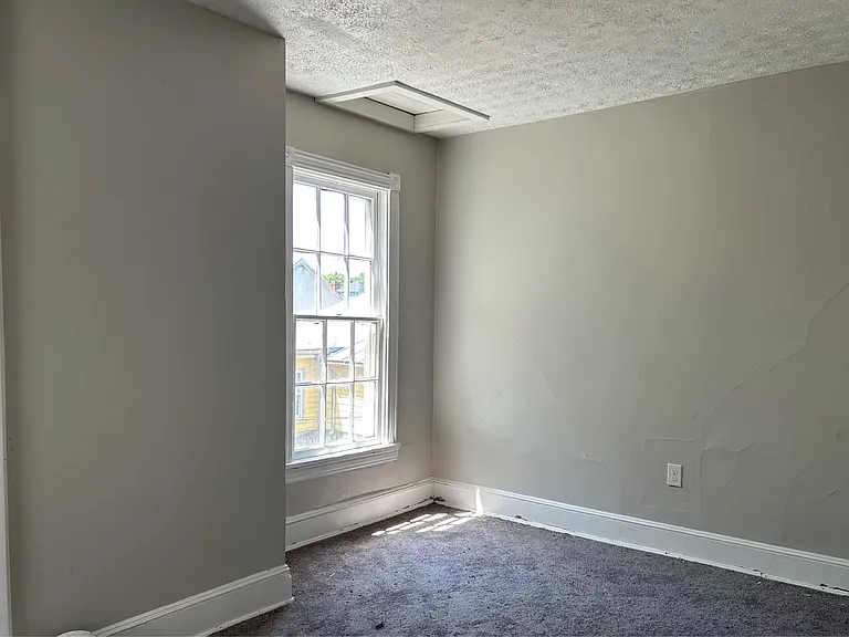 307 S Kent St — Photo 6