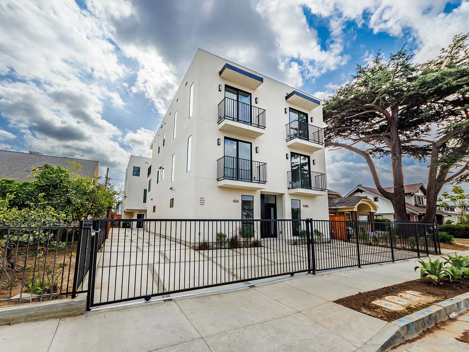 4514 Lomita St — Photo 4
