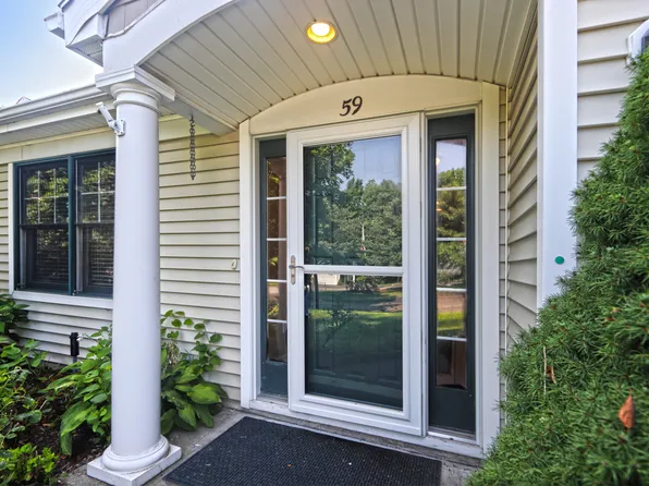 59 Red Cedar Circle #59, Orange, CT 06477