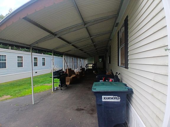 4th image of 35 Cogswell Way
