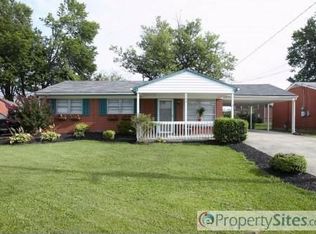 322 Meadowood, Hillview, KY 40229