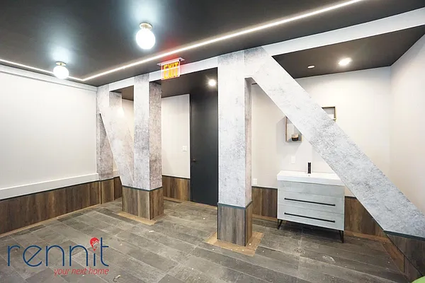 Rented by Rennit Inc. | media 36