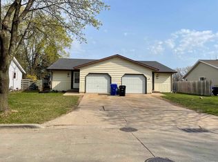 1814 E Bradley Ln, Appleton, WI 54915