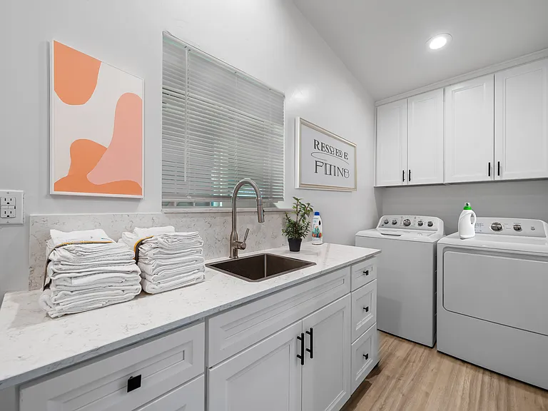 606 S Sunshine Ave — Photo 13