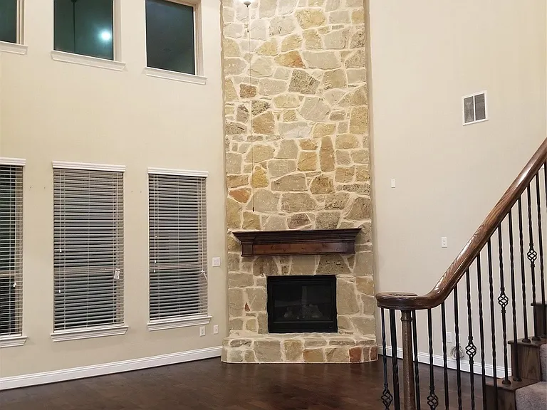 6905 Benjamin Way — Photo 11