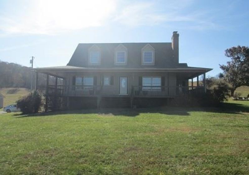 1st image of 19180 Tyree Ln