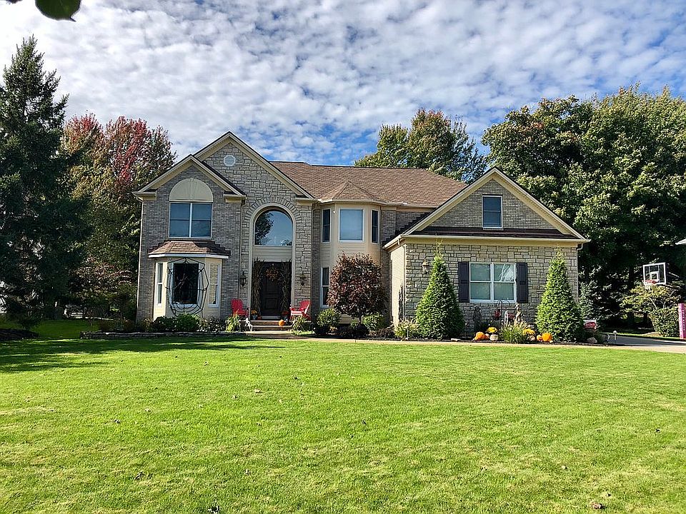1st image of 416 Leverett Ln