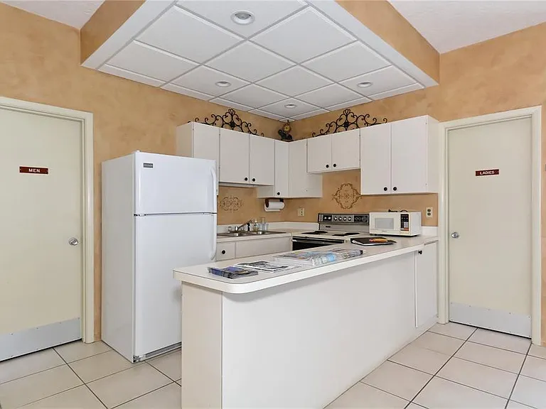 116 Vista Hermosa Cir #308C — Photo 32