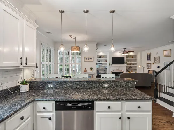 1520 Faith St, Mount Pleasant, SC 29466