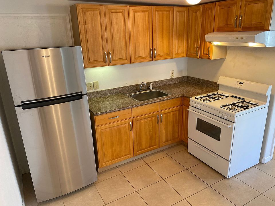 1st image of 398 Kanaloa Ave #1/1