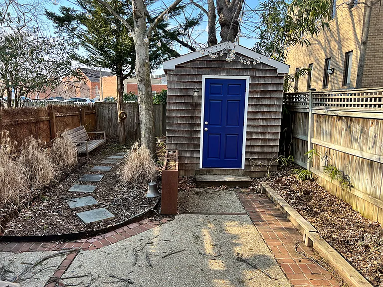 5 Dean St — Photo 53