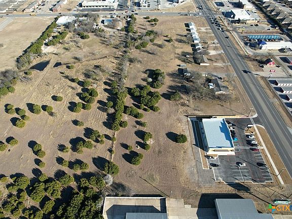 3rd image of 4605 Old Fm 440 Rd