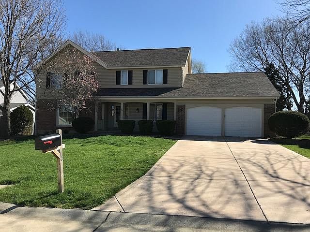 Updated 4+ bed, 2.5 ba home with finished basement