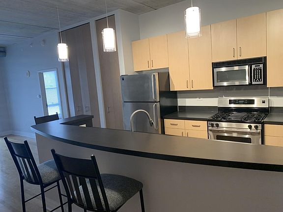 2nd image of 1 S Highland Ave Unit 205