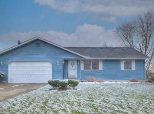 1135 Chenonceaux Dr, Marion, OH
