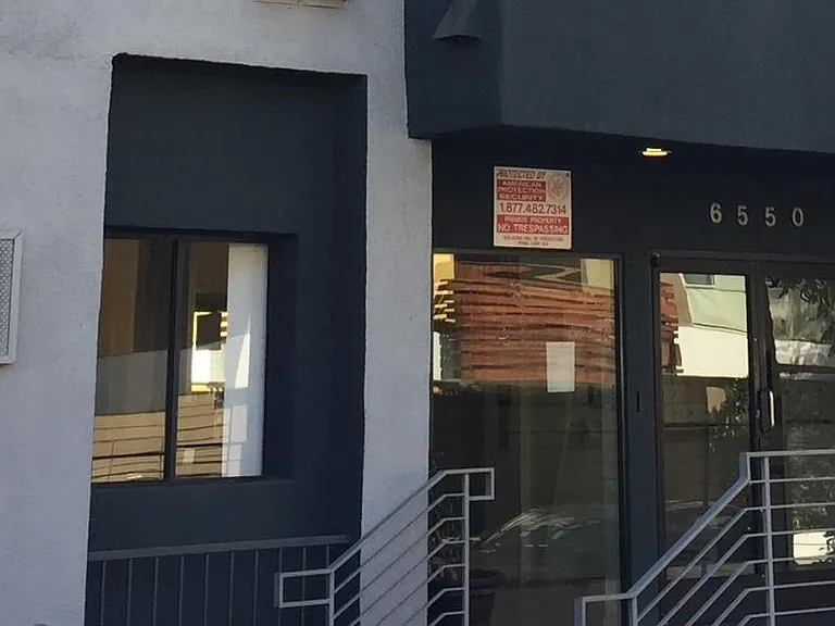 Hollywood Terrace — Photo 11