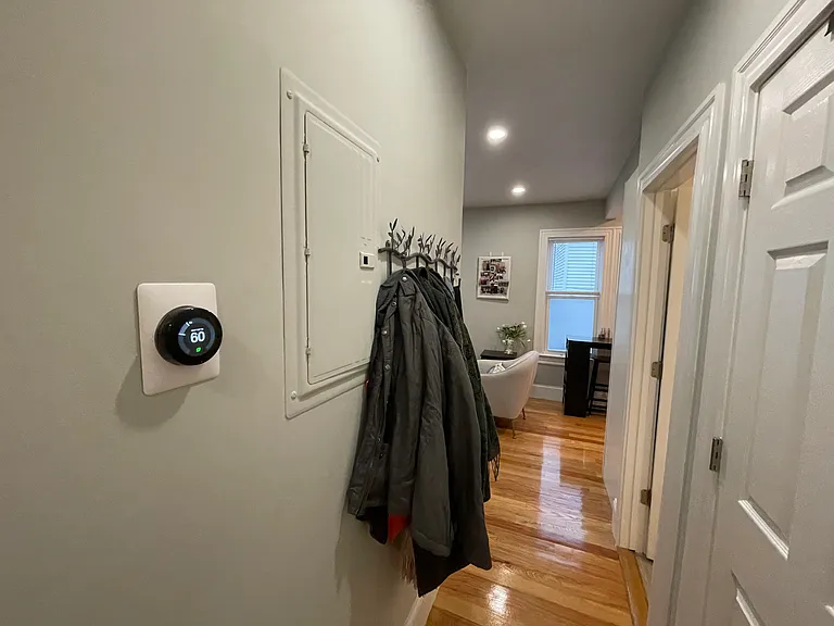 67 Pearl St #2 — Photo 6