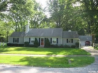 1st image of 2605 Glenmore Dr