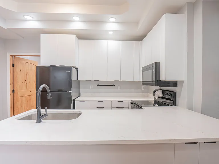 802 Central Ave #4 — Photo 10
