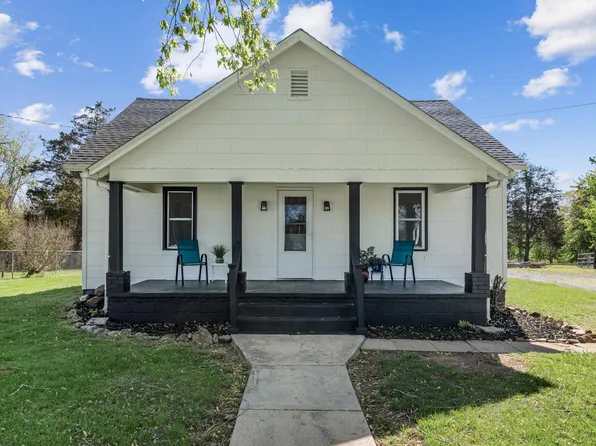 400 Ford Ave, Stanardsville, VA 22973