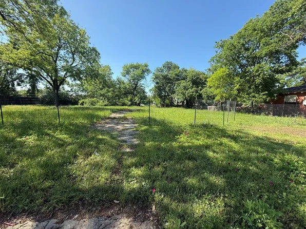 1838 Akron St, Dallas, TX 75212