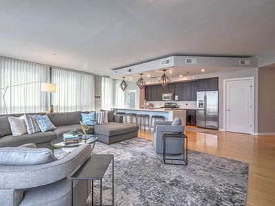 900 20th Ave S APT 801, Nashville, TN, 37212