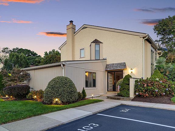 4th image of 79 Greate Bay Dr #79