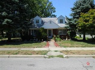 134 S 11th Ave, Beech Grove, IN 46107