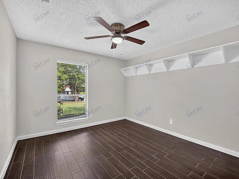 2607 Parkview Dr — Photo 9