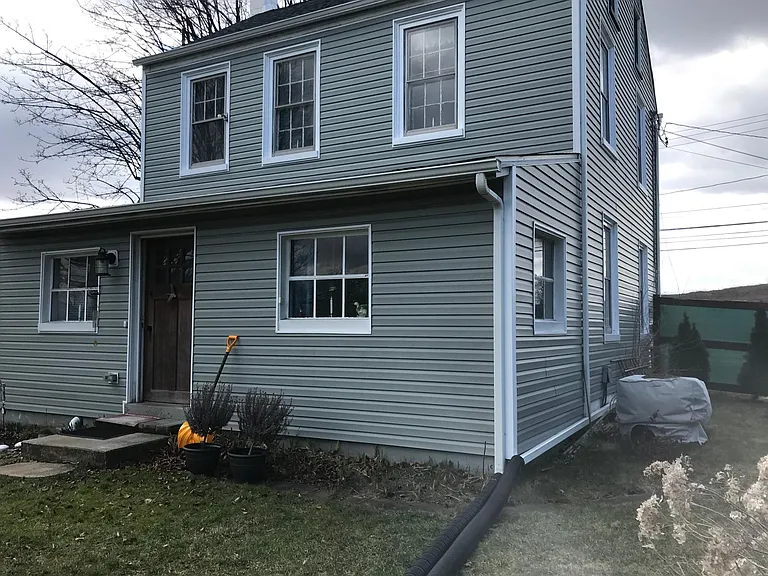 2441 Highway 100 — Photo 3