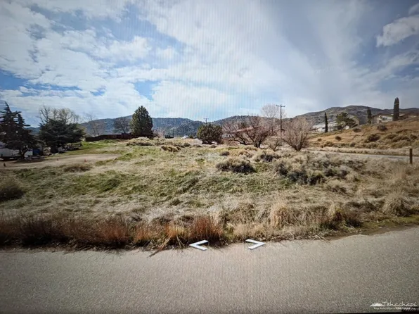 22630 Putting Green Way #28, Tehachapi, CA 93561